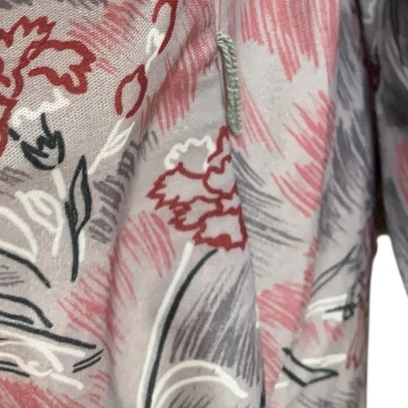 Vntg 70’s grey dagger collar button down shirt with red floral pattern Volup - Picture 4 of 8